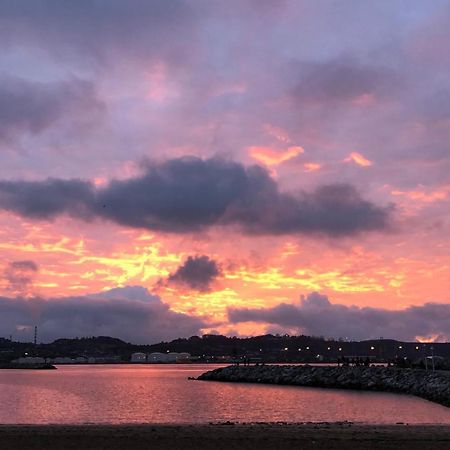 Alojamientos Muelle De Gijon Ngoại thất bức ảnh